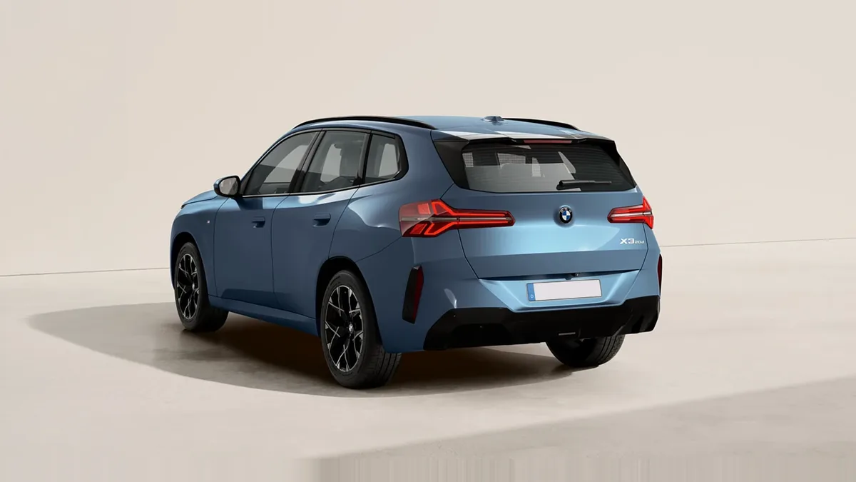 BMW X3 20d xDrive en renting en Madrid — Trasera