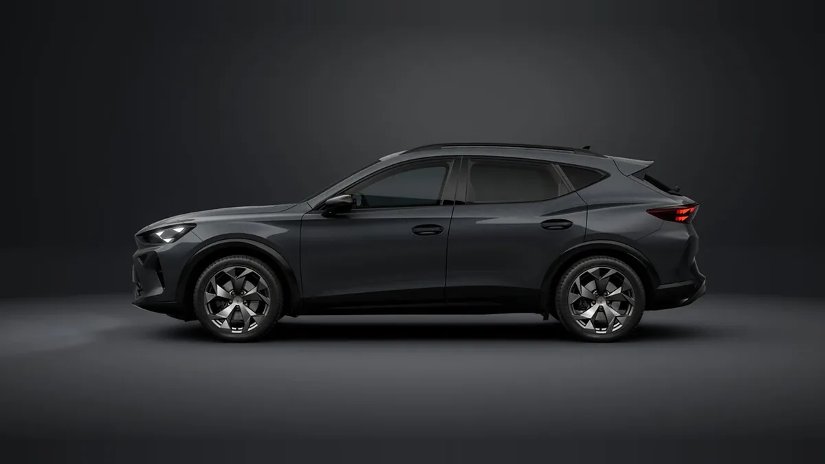 CUPRA Formentor eTSI 1.5 110kW (150CV) DSG 7vel. en renting en Madrid — Lateral