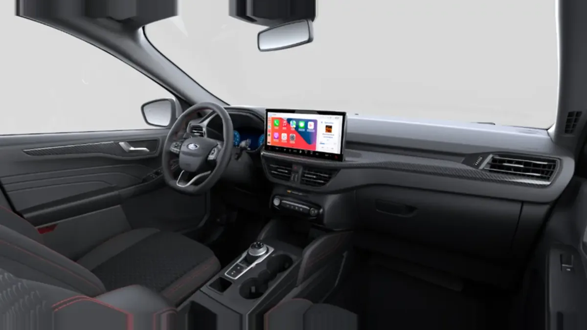 Ford Kuga ST-Line 2.5 Duratec PHEV 243cv II en renting en Madrid — Interior