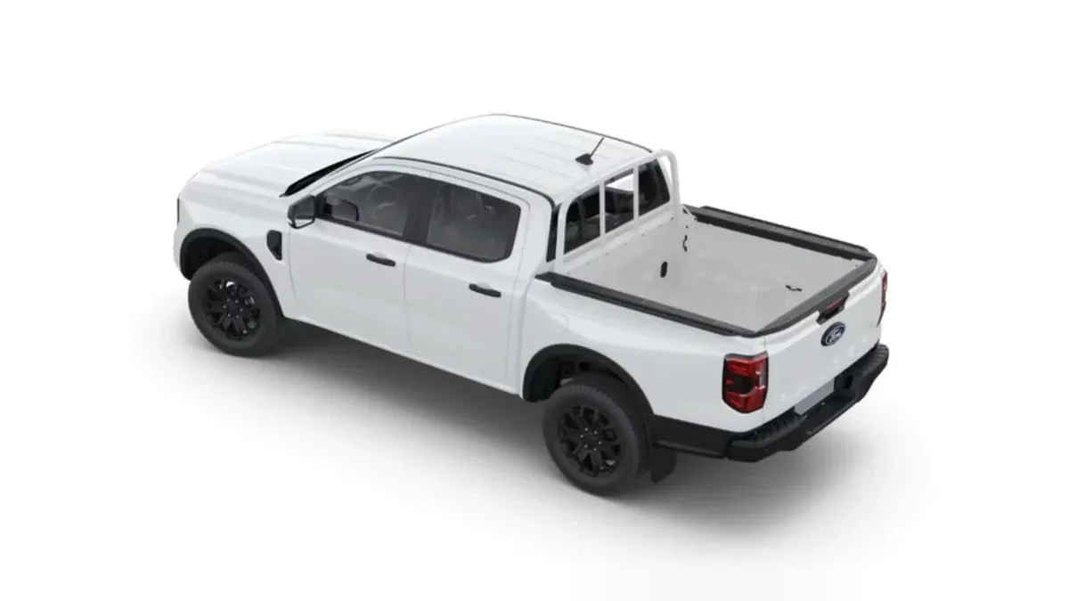 Ford Ranger XLT Doble Cabina 3.0 EcoBlue V6 240CV Automático en renting en Madrid — Trasera