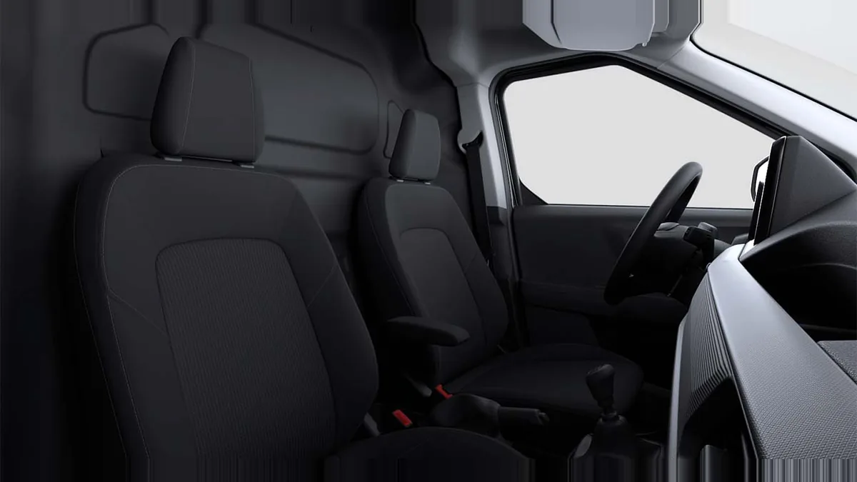 Ford Transit Courier Van 1.5 Ecoblue Trend II en renting en Madrid — Interior