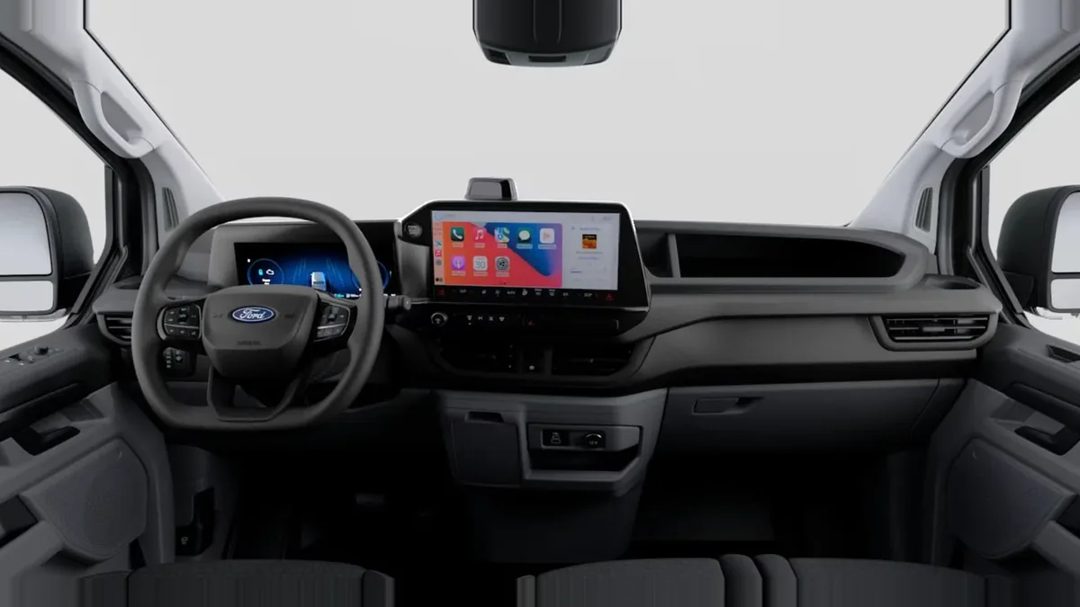 Ford TRANSIT CUSTOM Van 2.5 Duratec PHEV 171kW 320 L1 Trend en renting en Madrid — Interior