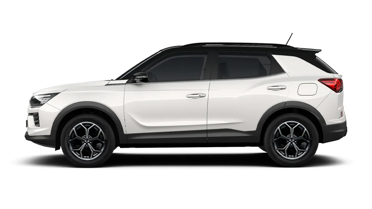 KGM Korando G15 Urban Plus 4x2 en renting en Madrid — Lateral