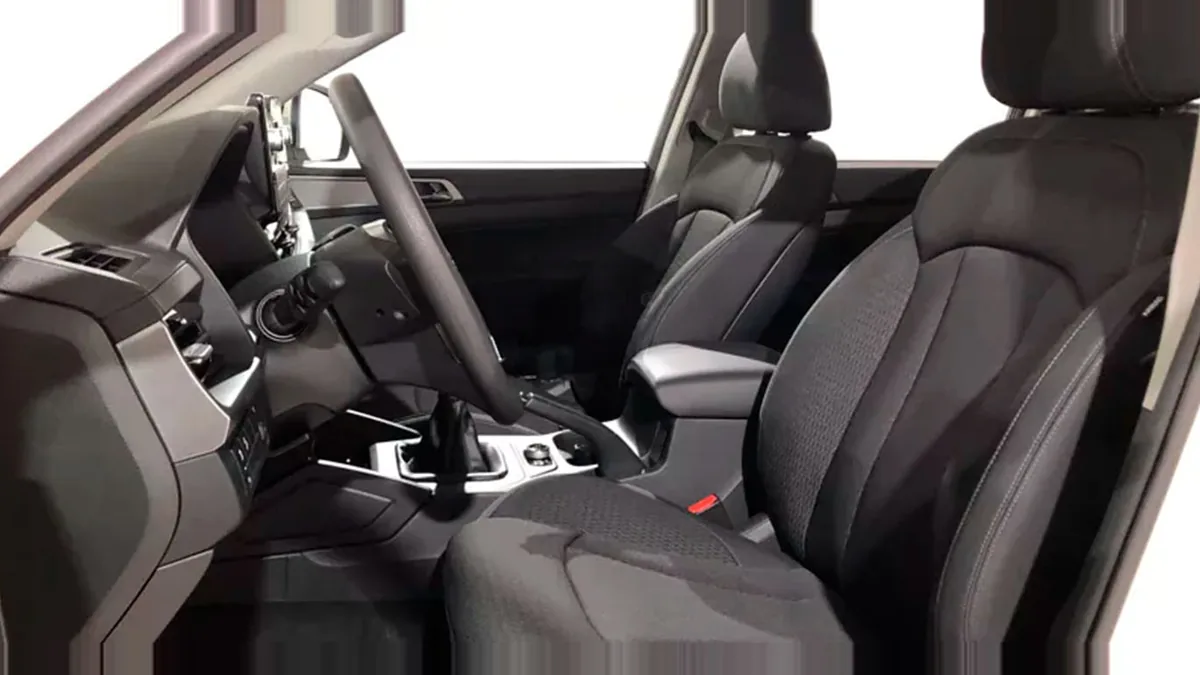 KGM Musso Sports D22 DTR Pro en renting en Madrid — Delantera