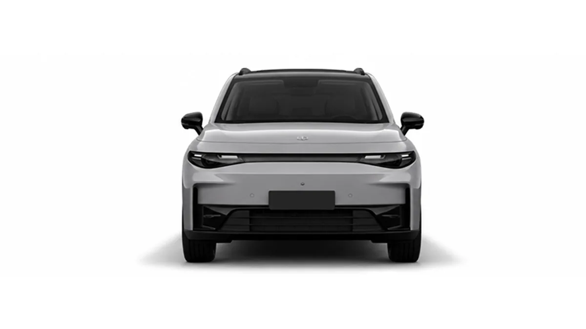 Leapmotor C10 BEV 69.9kWh Life Pro AT en renting en Madrid — Delantera