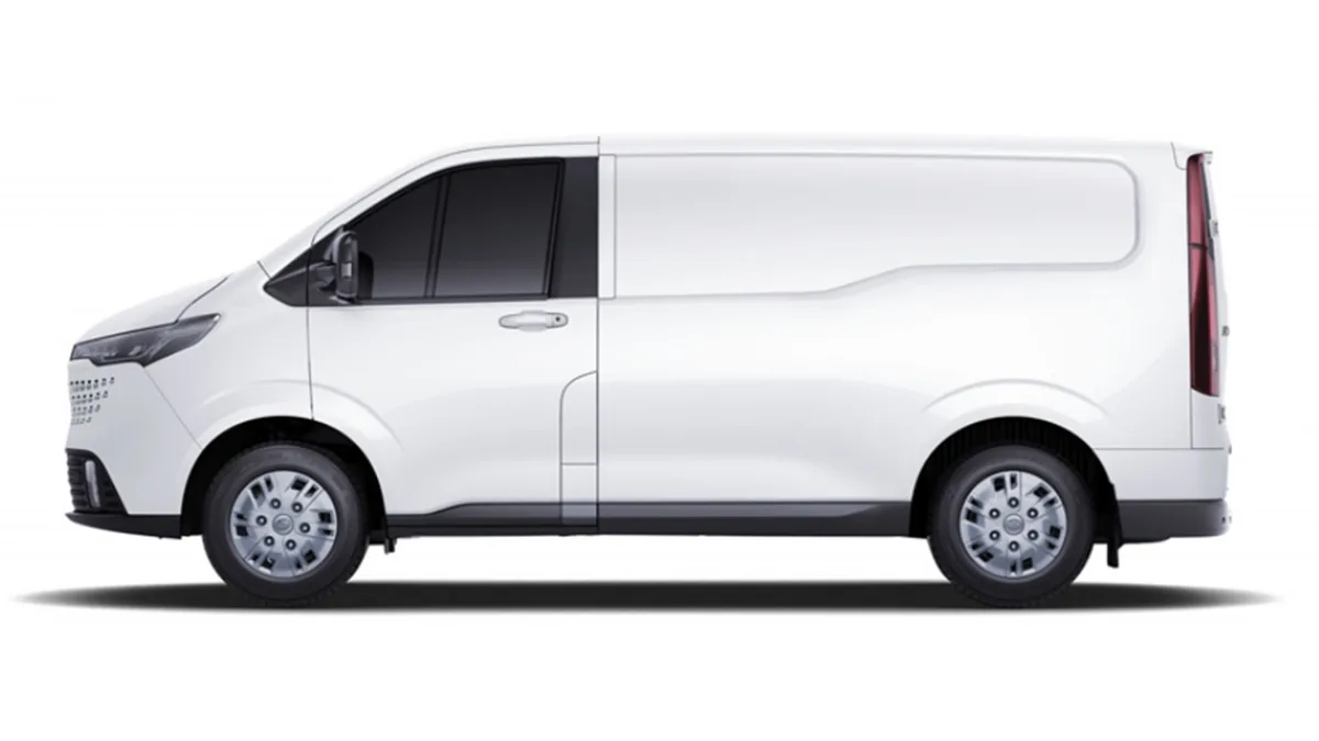 Maxus DELIVER 7 L1H1 CT3 (MERCANCIAS TERCEROS) en renting en Madrid