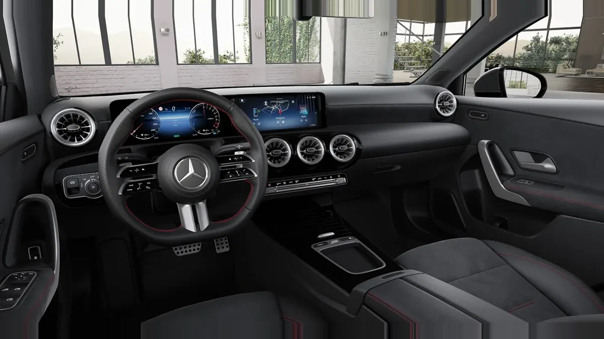 Mercedes-Benz CLASE A 250 e con tecnología híbrida EQ en renting en Madrid — Trasera