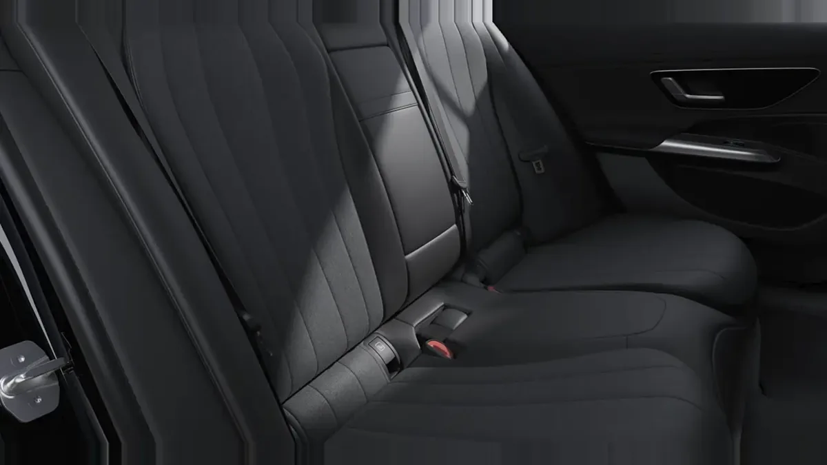 Mercedes-Benz Clase E 200 en renting en Madrid — vista 6