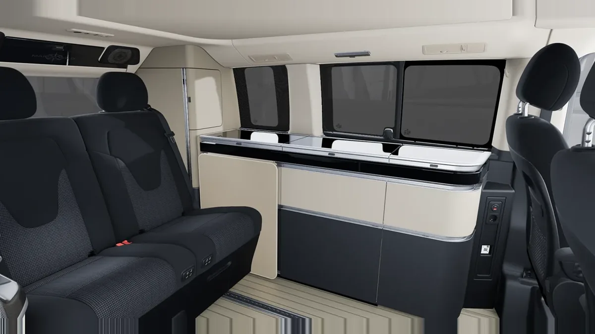 Mercedes-Benz Clase V Marco Polo 300d en renting en Madrid — vista 6