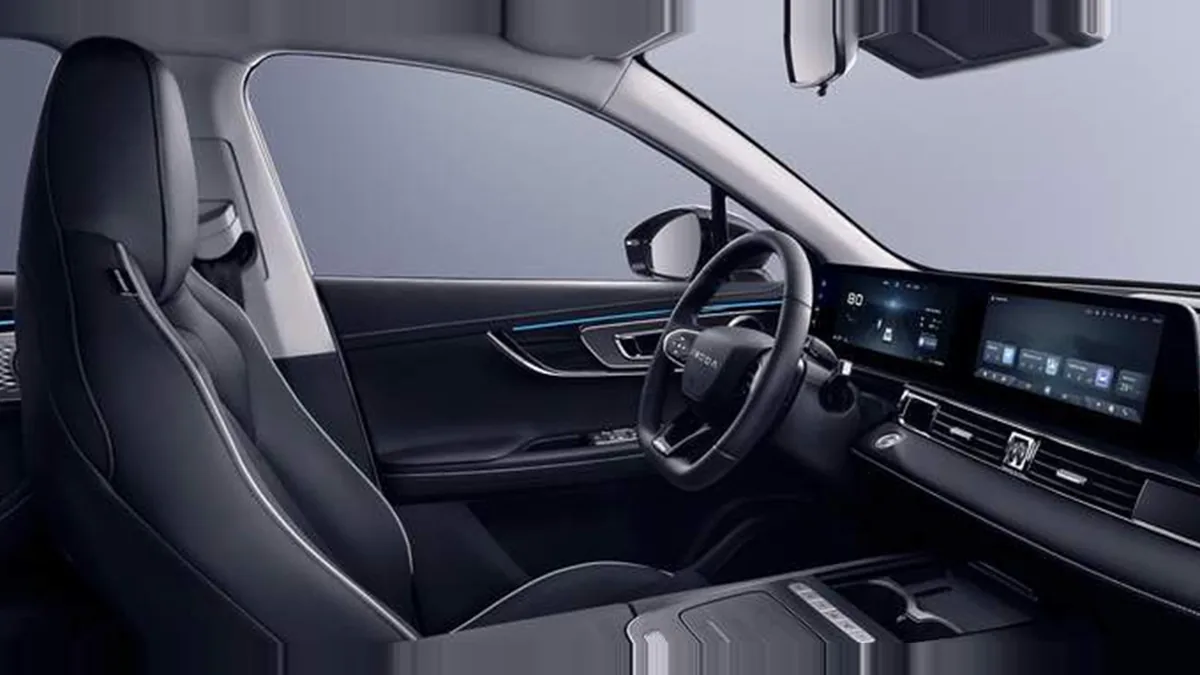Omoda 5 EV 61kWh Pure 155kW en renting en Madrid — Trasera