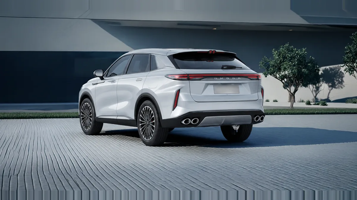 Omoda 9 SHS Premium 1.5 TGDI 3DHT 395kW (537CV) AWD en renting en Madrid — Trasera