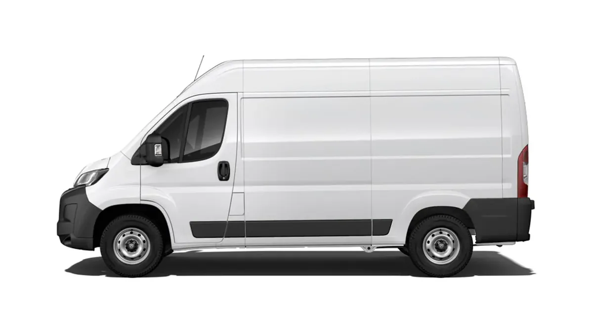 Peugeot Boxer 3.3 L2H2 BHDI 103kW en renting en Madrid — Lateral