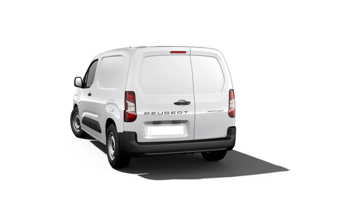Peugeot Partner Furgón M Diésel 100CV Man en renting en Madrid — Trasera