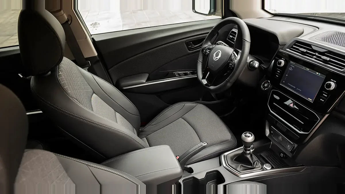 KGM Tívoli G15 Urban Plus 4x2 en renting en Madrid — vista 9