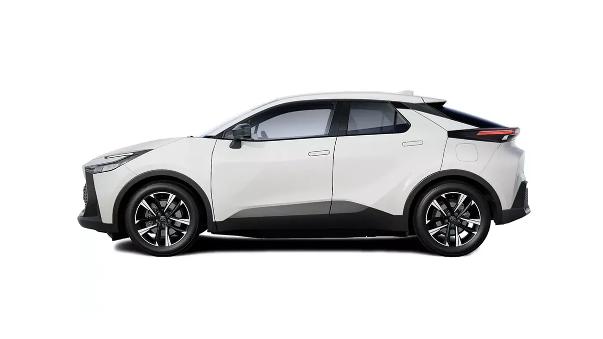 Toyota C-HR Advance Plug-in Hybrid 220 en renting en Madrid — Trasera