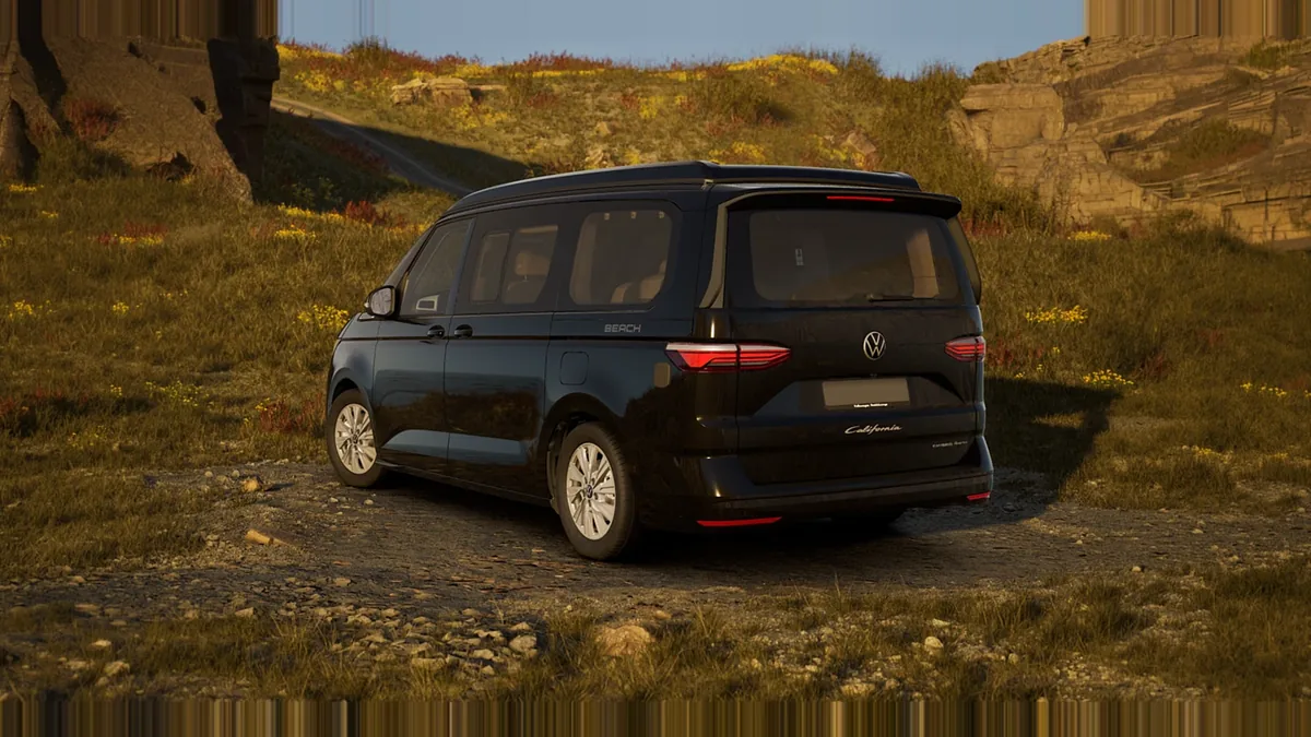 Volkswagen California Beach Tour 2.0 TDI 110kW (150CV) DSG en renting en Madrid — Trasera