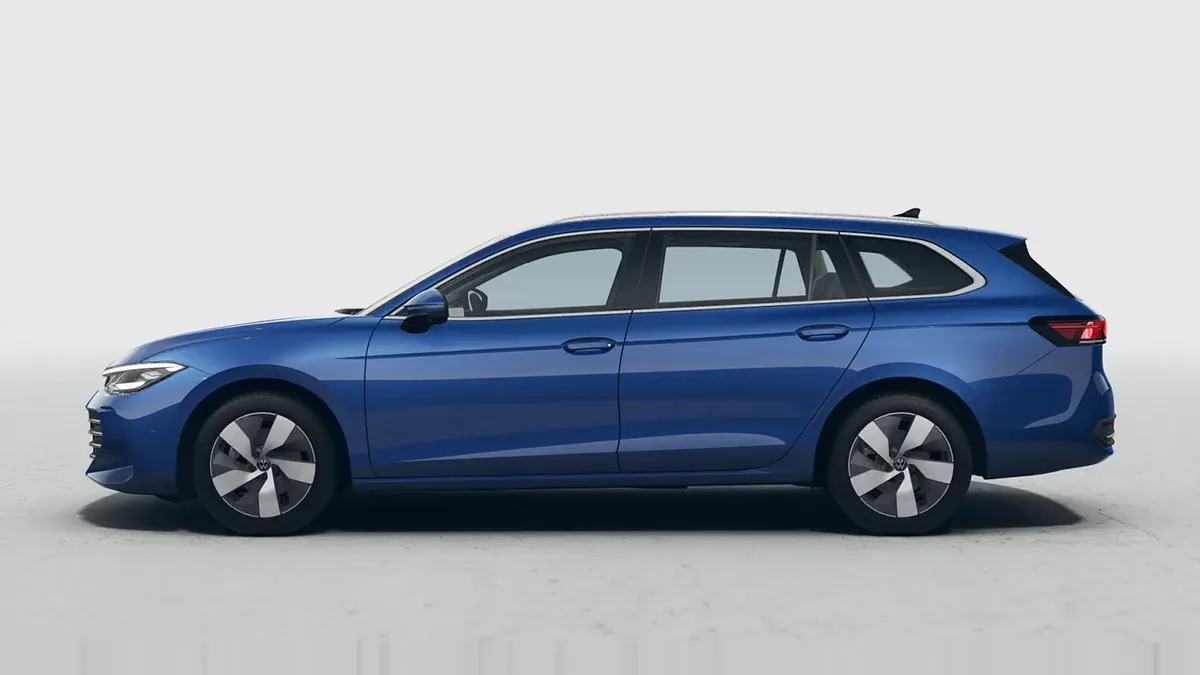 Volkswagen Passat Business 2.0 TDI 90kW DSG en renting en Madrid — Trasera