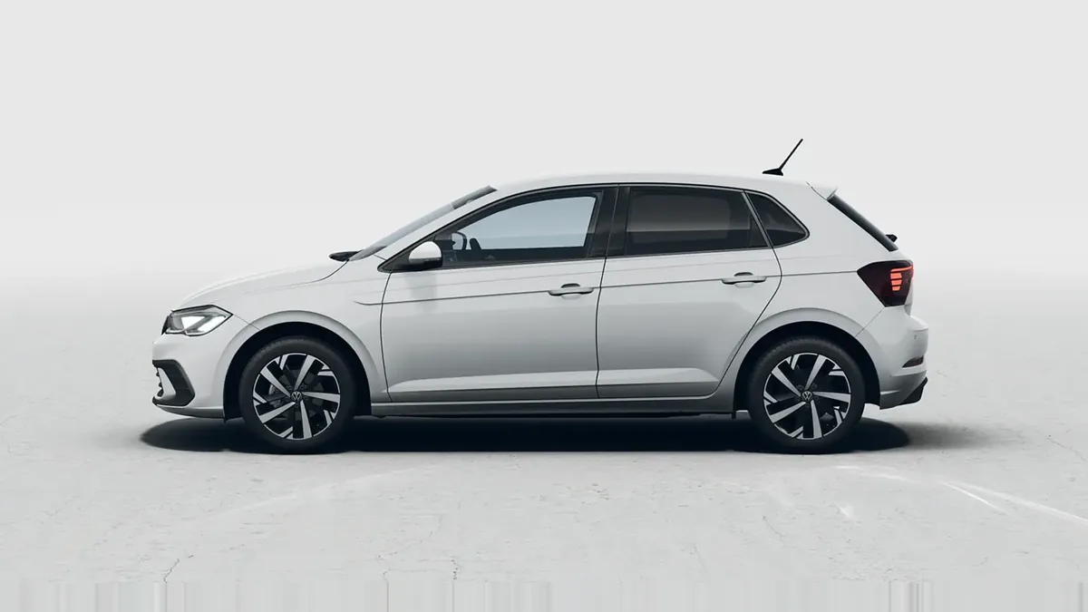 Volkswagen Polo Más 1.0 TSI 70kW (95CV) DSG en renting en Madrid — Trasera