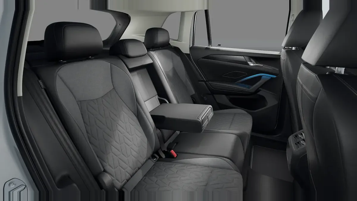 Volkswagen Tiguan "Más" 2.0 TDI DSG en renting en Madrid — vista 9