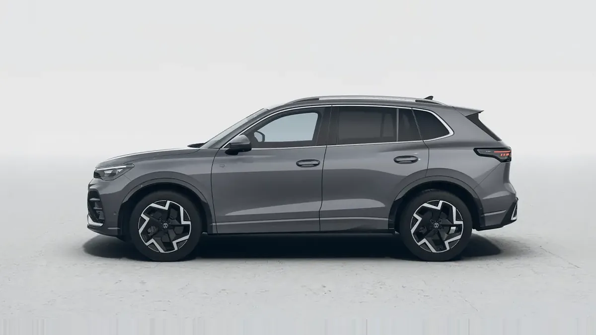 Volkswagen Tiguan R-Line 2.0 TDI 110kW DSG en renting en Madrid — Delantera